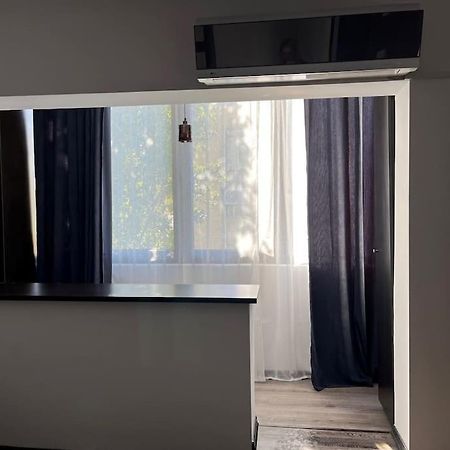 Mall Vitan Studio Eveline Bucureşti Eksteriør bilde